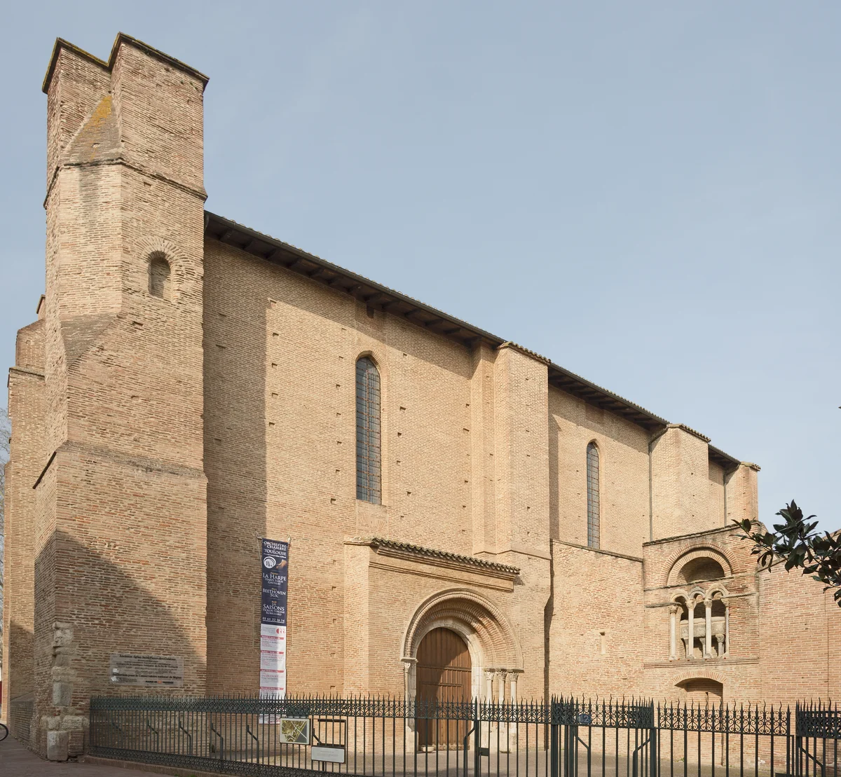 Église Saint-Pierre-des-Cuisines