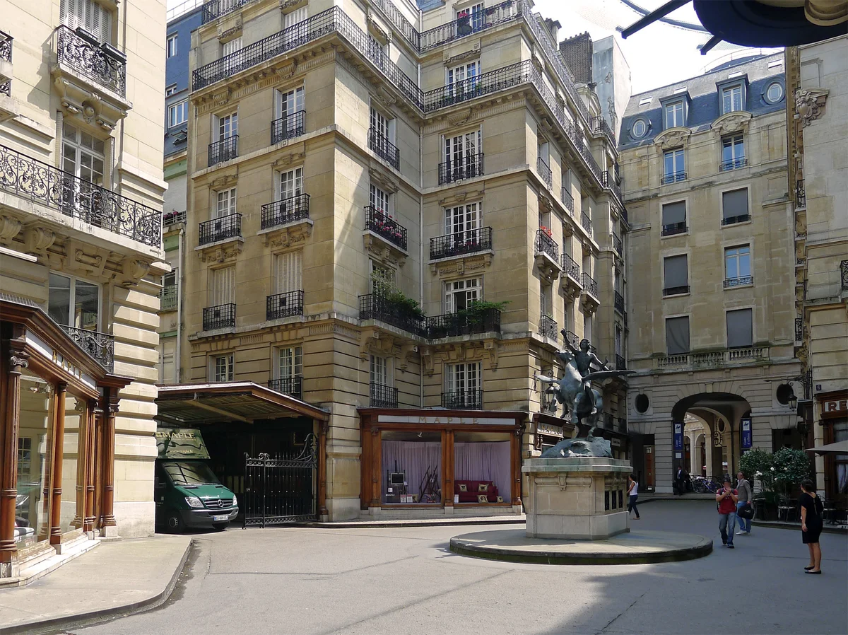 Immeubles situéssquare de l'Opéra-Louis-Jouvet