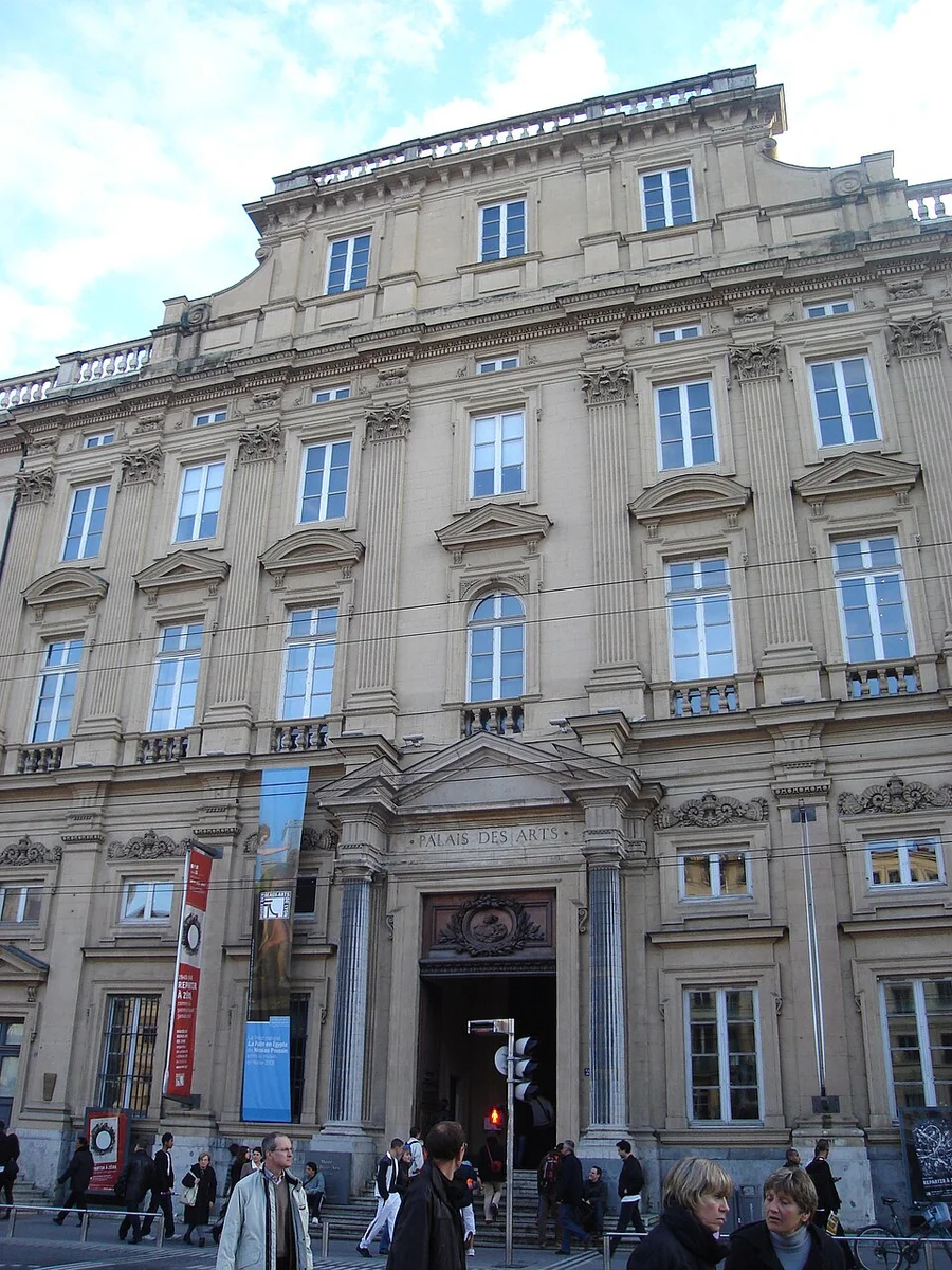 Palais Saint-Pierre(actuelmusée des beaux-arts)