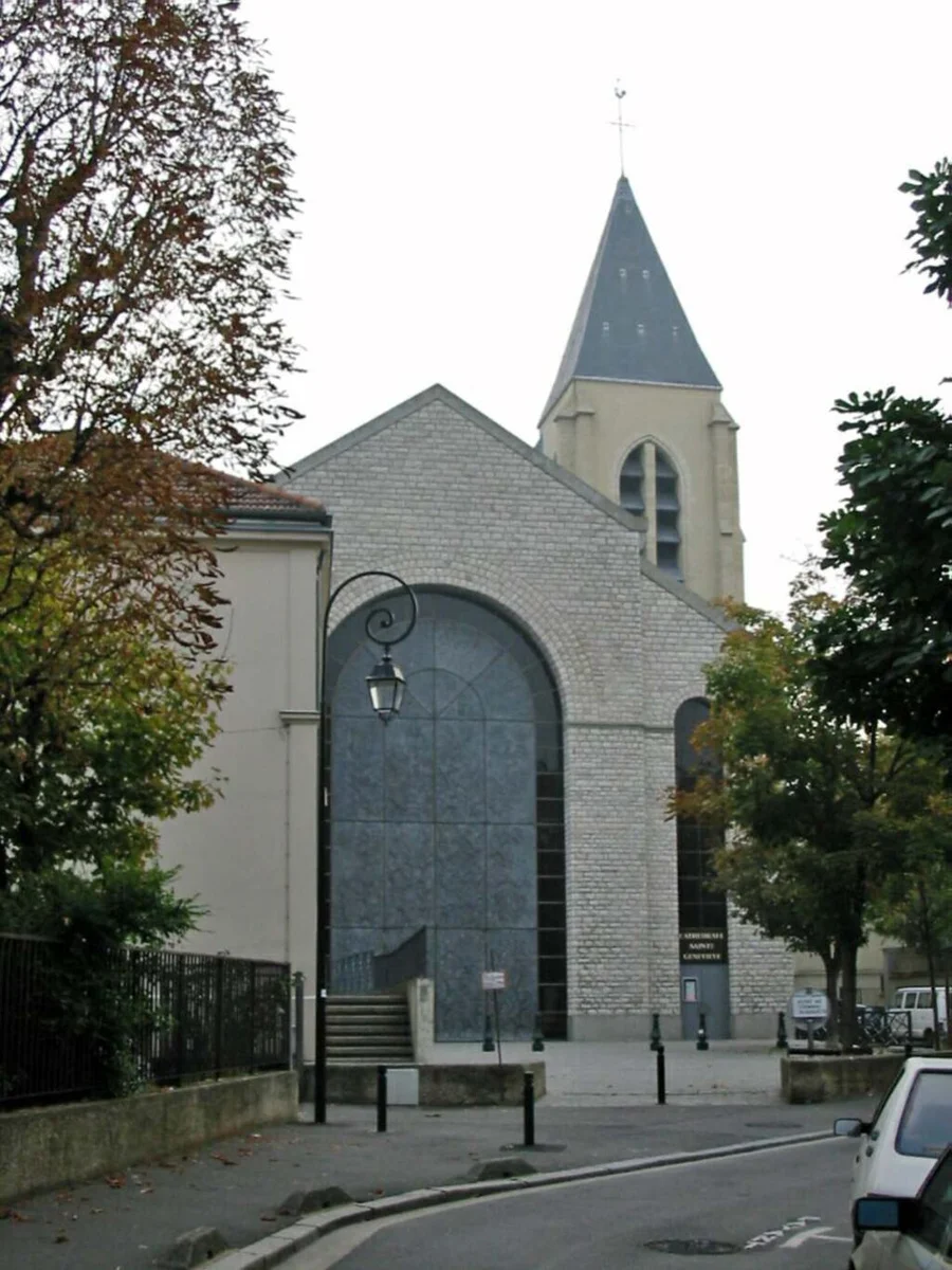Cathédrale Sainte-Geneviève-et-Saint-Maurice
