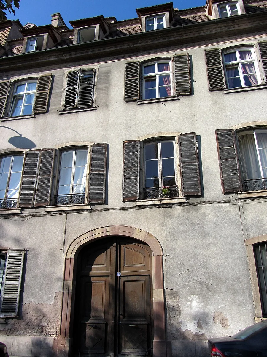 Immeuble au 4, quai Saint-Thomas