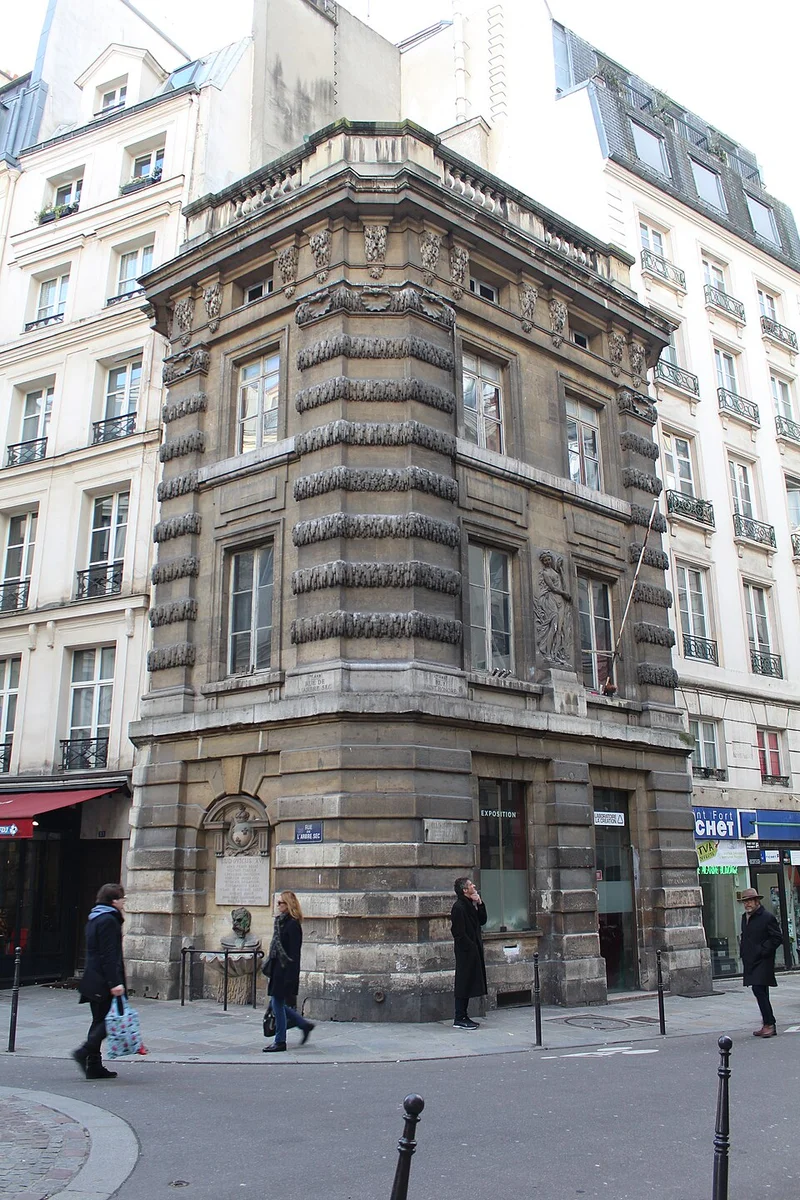 Fontaine de la Croix-du-Trahoir