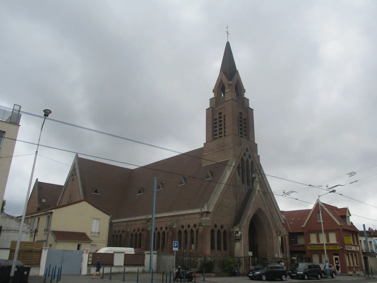 Église Saint-Yves des Quatre-Routes