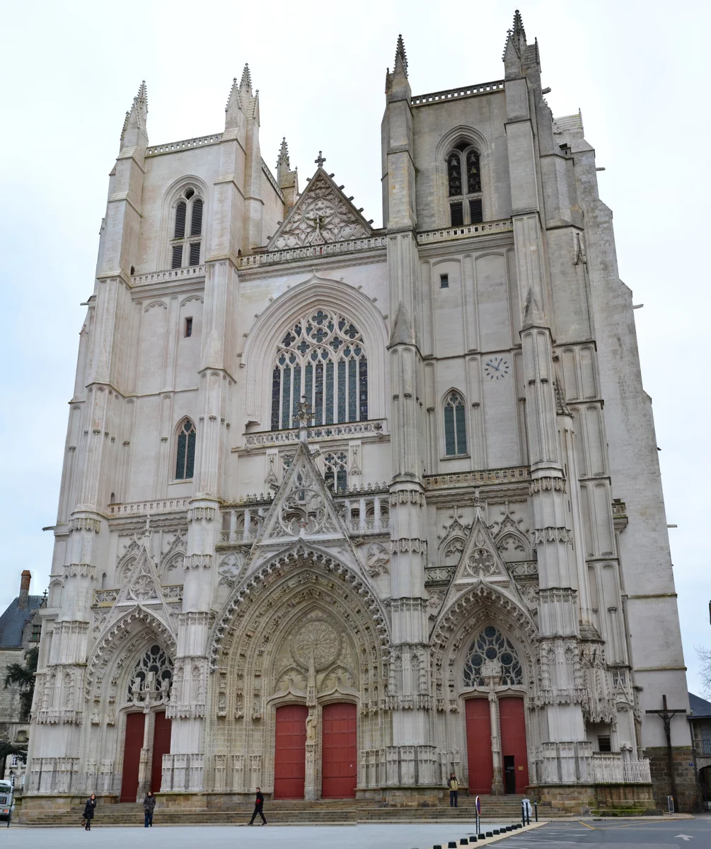 Cathédrale Saint-Pierre-et-Saint-Paul