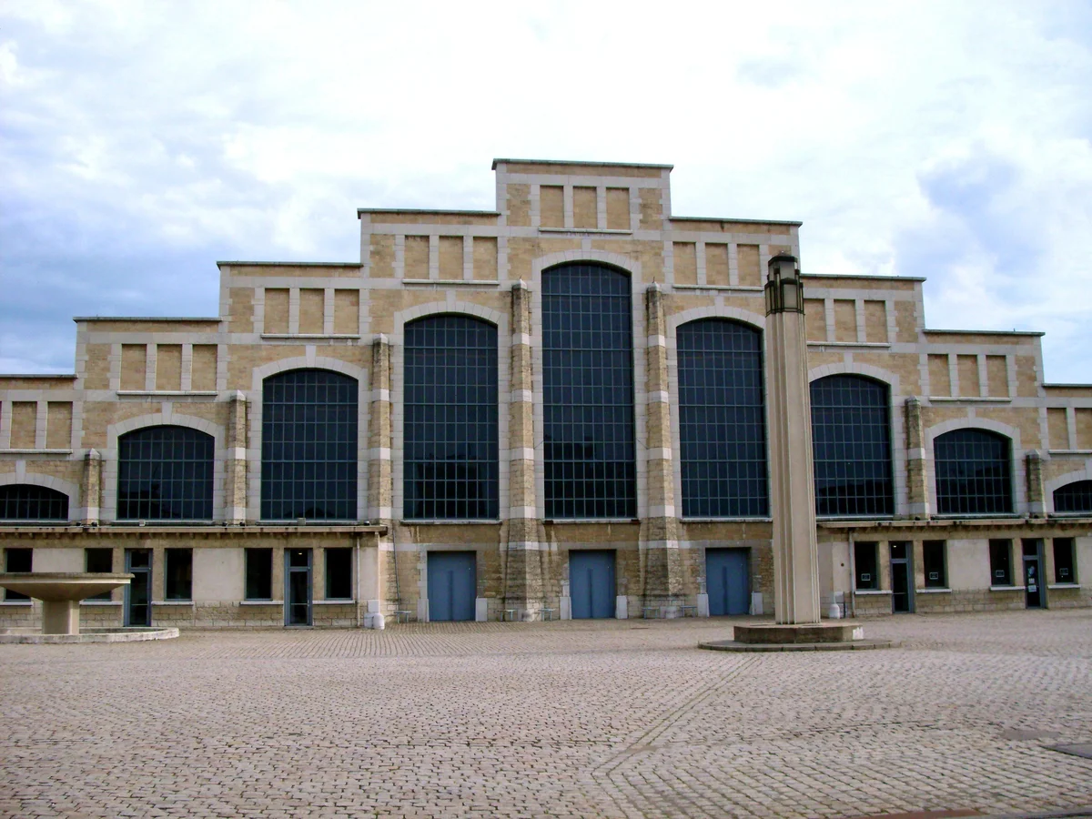 Marché aux bestiaux des abattoirs de la Mouche (Halle Tony Garnier)