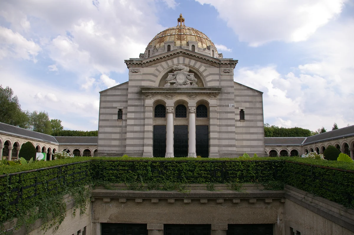 Colombarium du Père-Lachaise