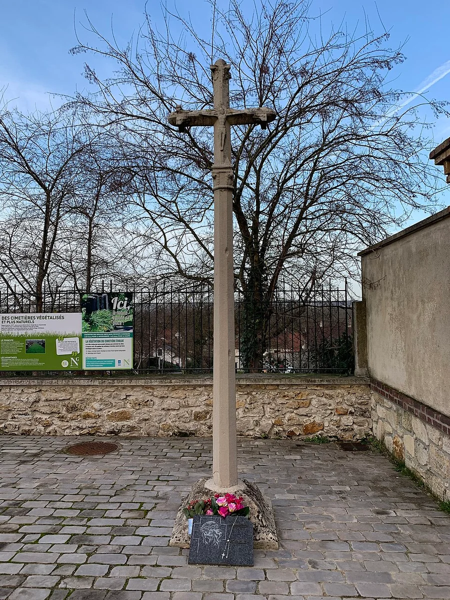 Croix de cimetière