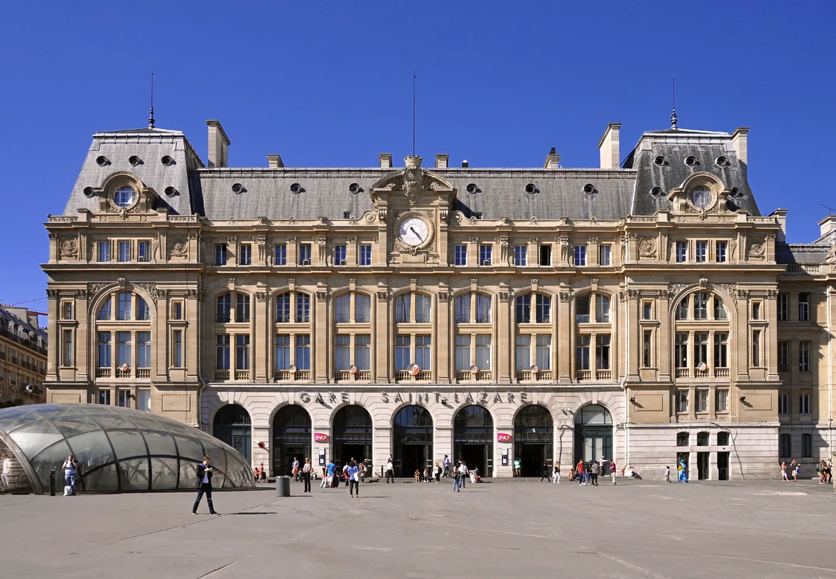 Gare Saint-Lazare et l'ancien hôtel Terminus