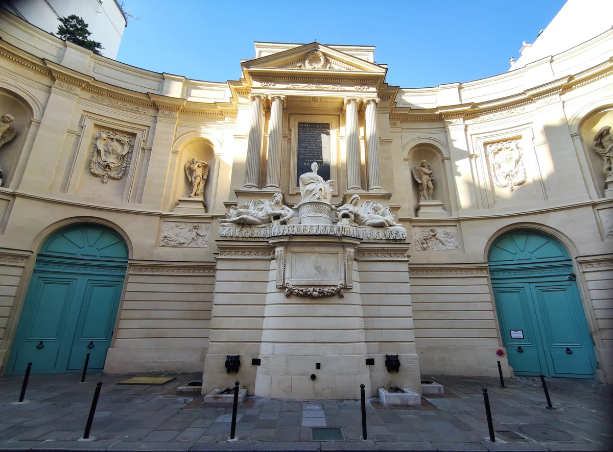 Fontaine des Quatre-Saisons