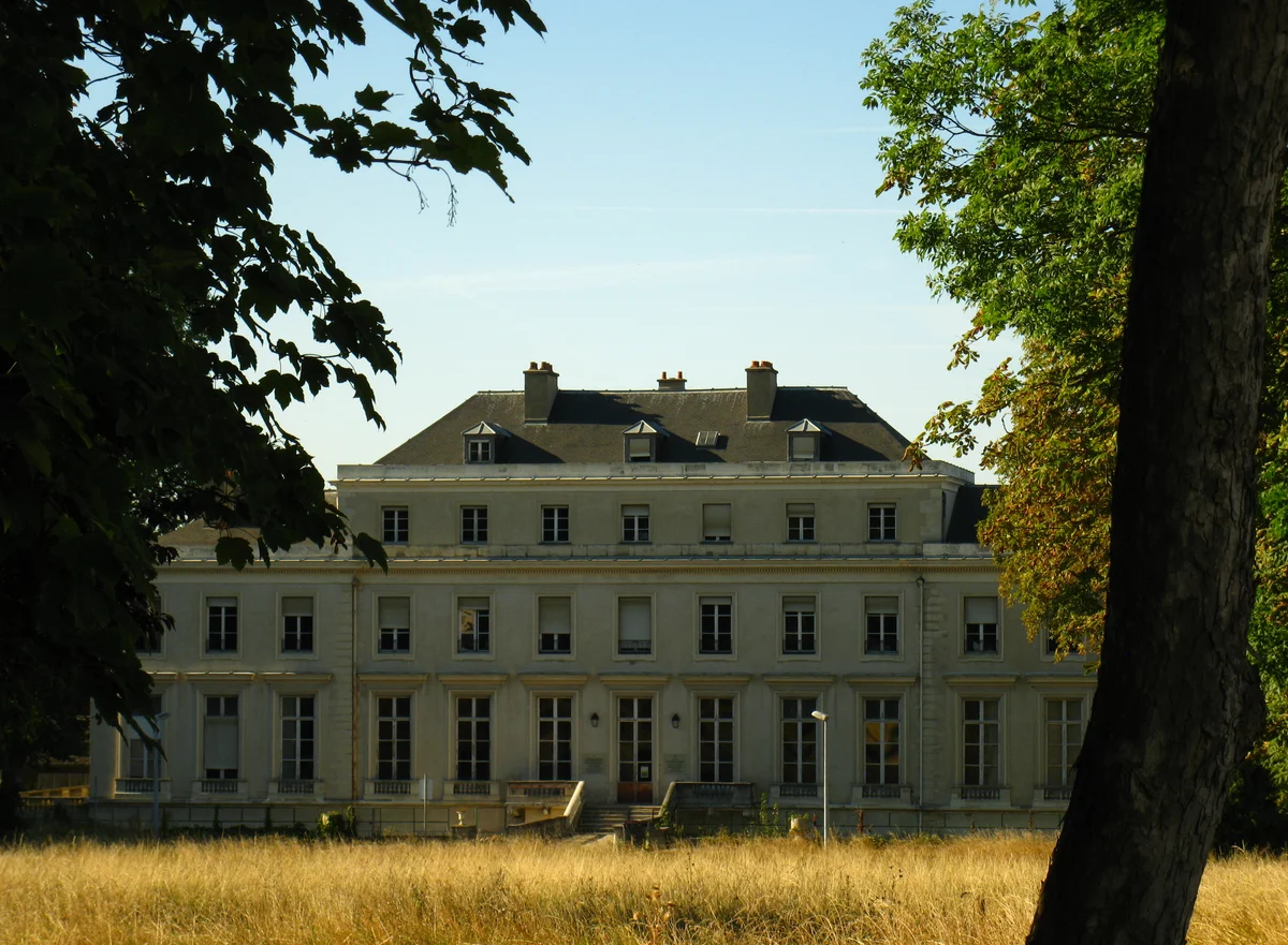 Château de BrévannesetHôpital Émile-Roux