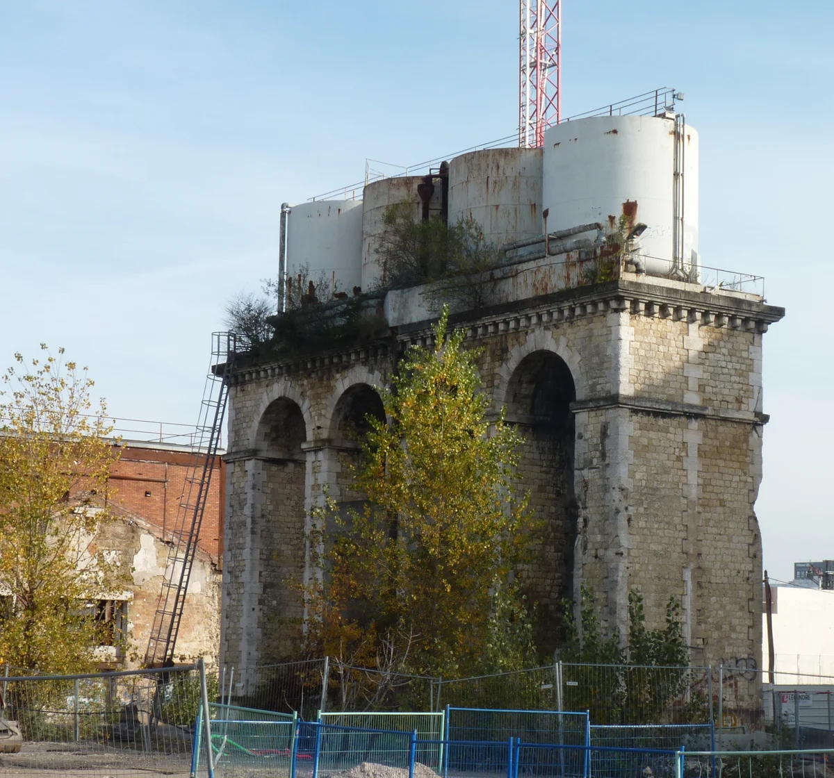 Ancien château d'eau de la gare Saint-Jean